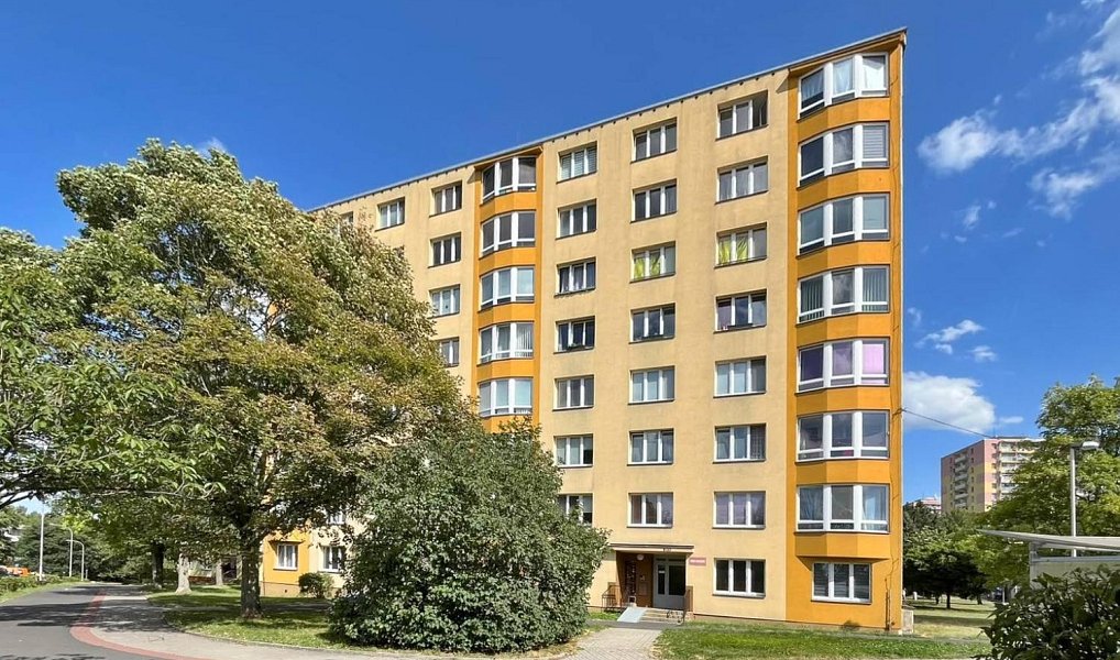 Pronájem bytu 2+1 59 m², Sokolov – fotka 1 z 16