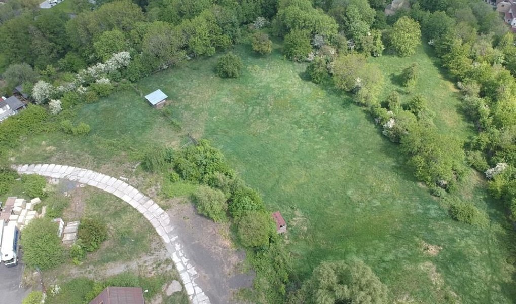 Prodej výrobních prostor 1 000 m², Dubí – náhled fotky 11