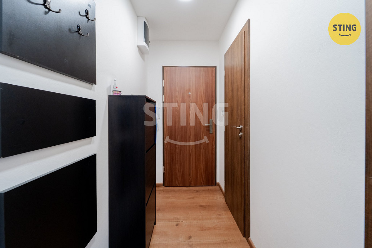 Pronájem bytu 2+kk 36 m² – fotografie 5