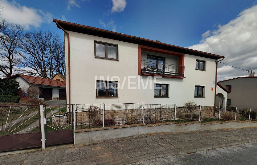 Prodej domu 250 m² s pozemkem 1 018 m²
