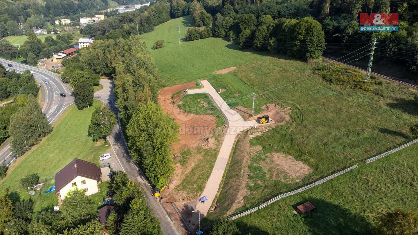 Prodej stavebního pozemku 2 394 m²