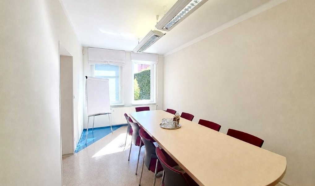Pronájem kanceláře 180 m², Zlín – náhled fotky 9