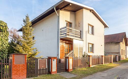 Prodej domu 230 m² s pozemkem 974 m², Moravany - Turov, okres Pardubice