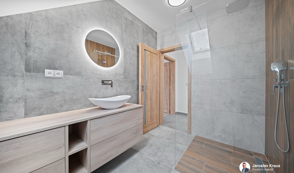Prodej domu 134 m² s pozemkem 148 m², Nová Paka – náhled fotky 33