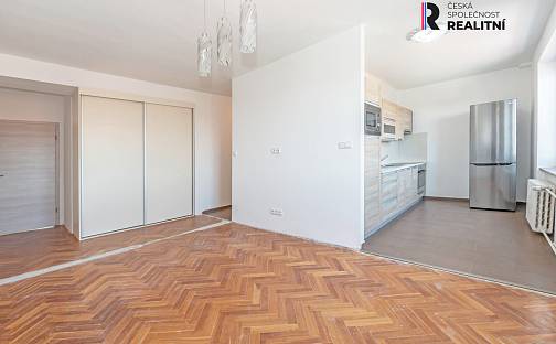 Prodej bytu 3+1 61 m², Bolzanova, Znojmo