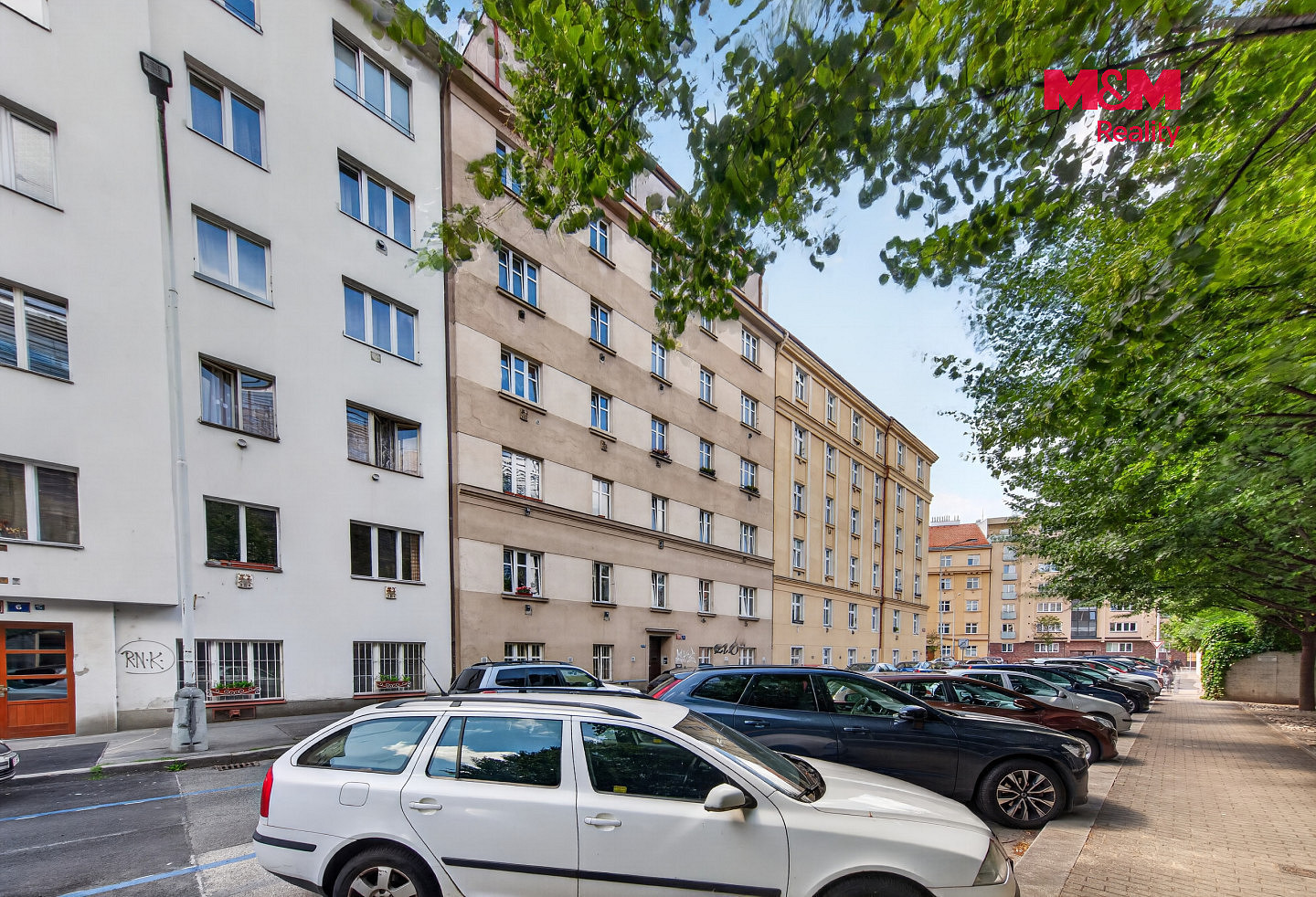 Prodej bytu 1+kk 30 m² — photo 2