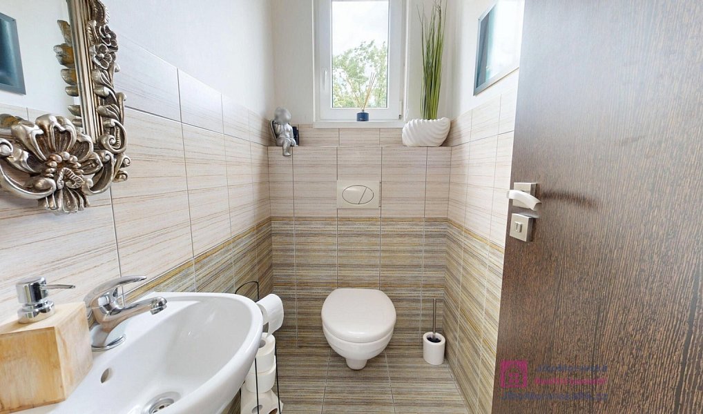Prodej domu 252 m² s pozemkem 1 211 m², Valtice – náhled fotky 15