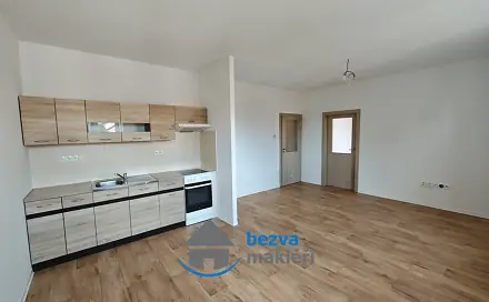 Pronájem bytu 2+kk 55 m², Československé armády, Skuteč, okres Chrudim