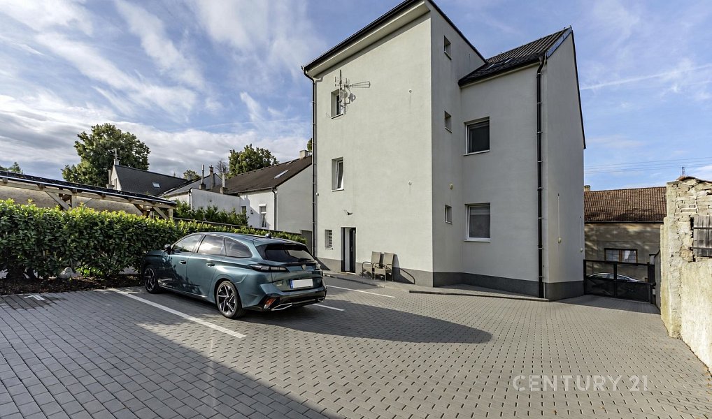 Prodej bytu 3+kk 78 m², Kladno – náhled fotky 12