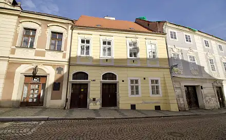 Prodej nájemního domu, činžáku 365 m², Husova, Kutná Hora - Kutná Hora-Vnitřní Město