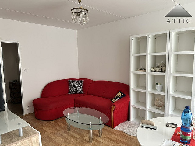 Pronájem bytu 3+1 74 m² – fotografie 3