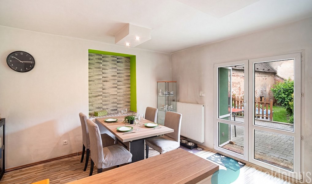 Prodej domu 132 m² s pozemkem 212 m², Lišov – náhled fotky 2