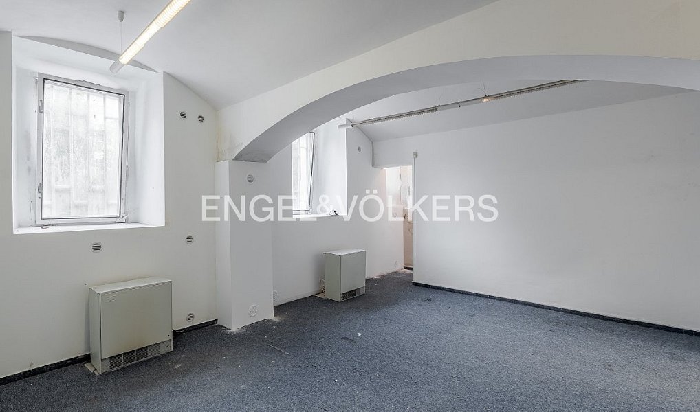 Pronájem kanceláře 42 m², Praha – náhled fotky 2