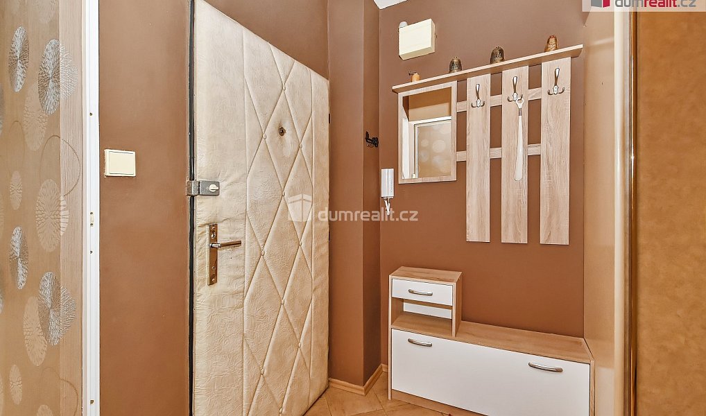 Prodej bytu 3+1 80 m², Praha – náhled fotky 22