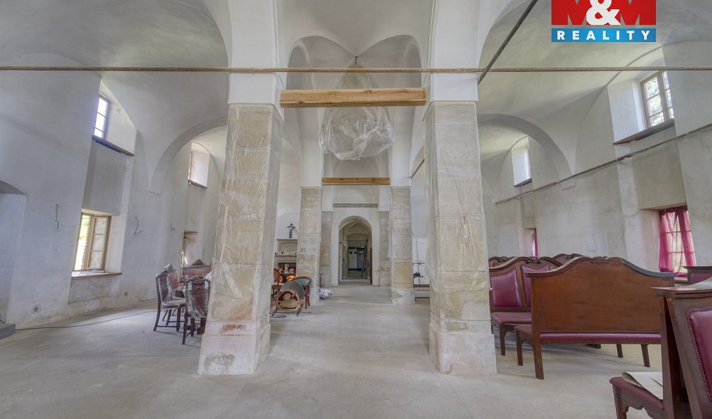 Prodej ubytovacího objektu 1 614 m², Červené Poříčí – náhled fotky 8