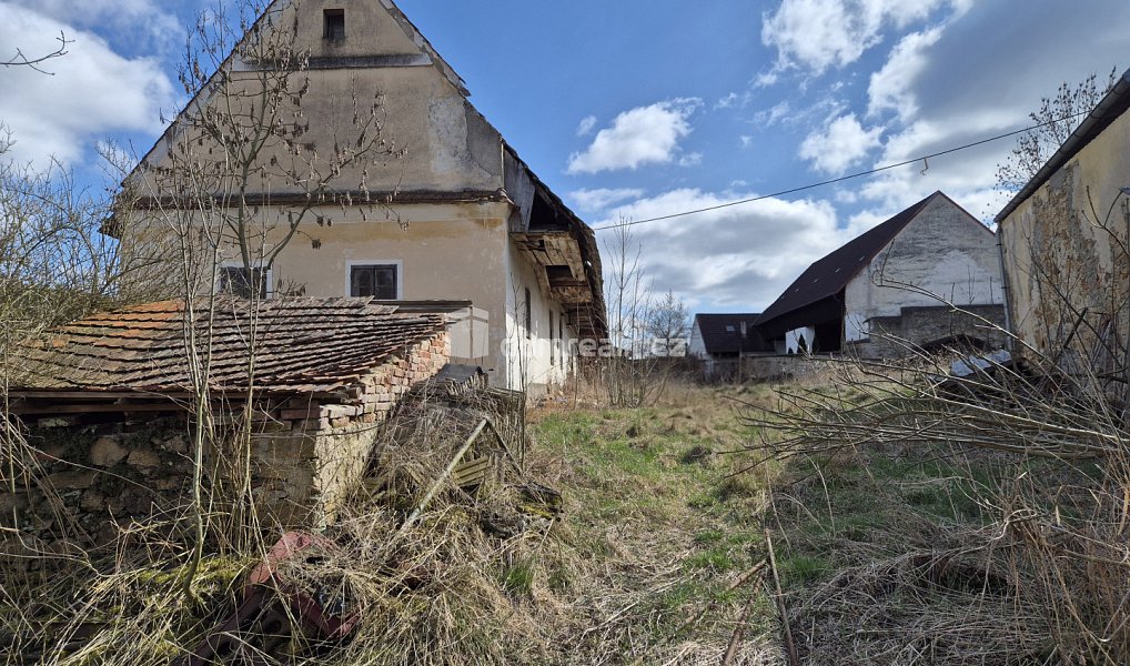 Prodej domu 140 m² s pozemkem 837 m², Bernartice – náhled fotky 11