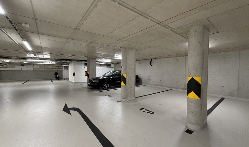 Pronájem garážového stání 13 m2, Praha 4 - Modřany, Praha – náhled fotky 4