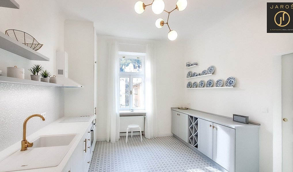 Prodej bytu 4+1 127 m², Karlovy Vary – náhled fotky 16