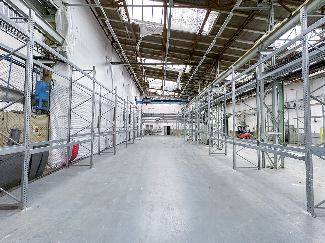 Pronájem komerčního objektu (jiného typu) 396 m²