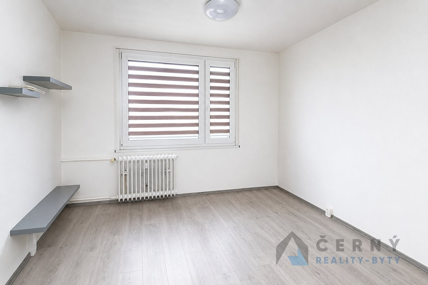 Pronájem bytu 1+kk 20 m² — photo 2