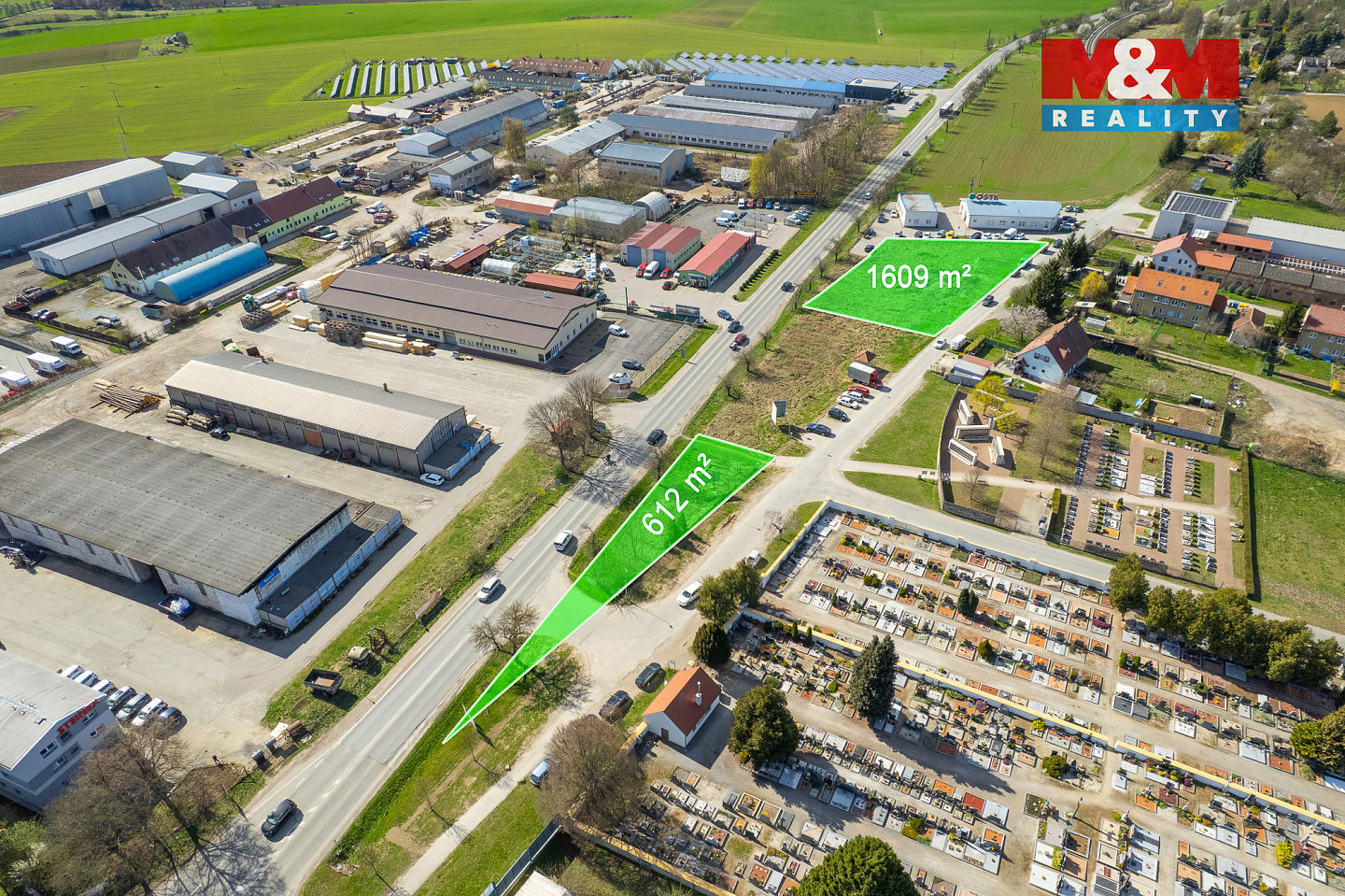 Prodej komerčního pozemku 2 221 m² – fotografie 2