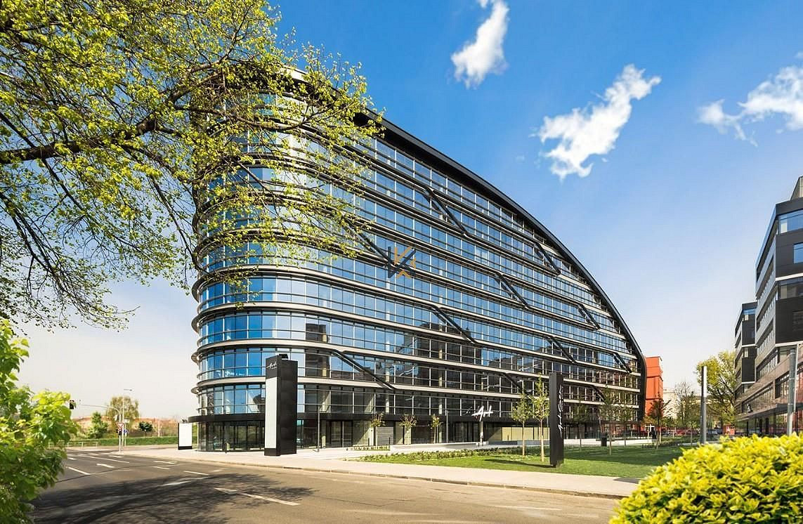 Pronájem kanceláře 574 m²