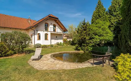 Prodej domu 237 m² s pozemkem 1 323 m², Dvorská, Horní Jelení, okres Pardubice