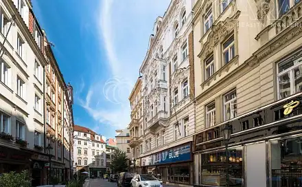 Pronájem bytu 1+1 34 m²