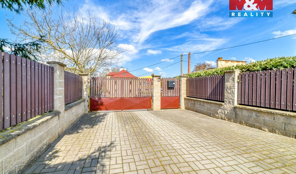 Prodej domu 248 m² s pozemkem 1 621 m², Cheb – náhled fotky 26