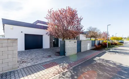 Prodej domu 198 m² s pozemkem 715 m², Habrová, Čestlice, okres Praha-východ