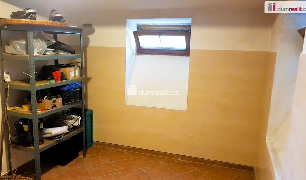 Prodej domu 303 m² s pozemkem 1 885 m², Hodonín – náhled fotky 29