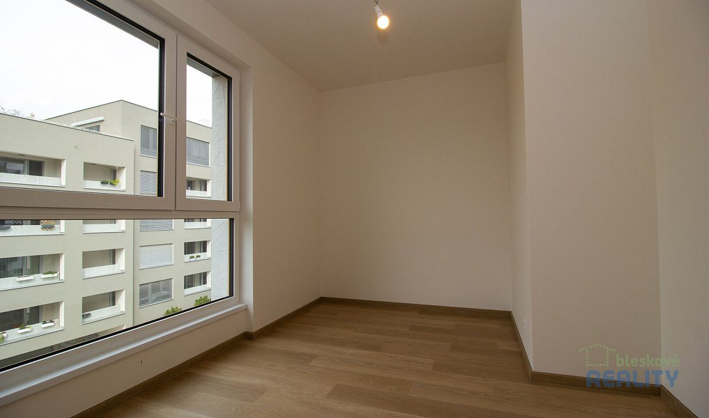 Prodej bytu 3+kk 69 m², Praha – náhled fotky 12