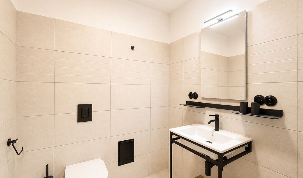 Pronájem bytu 1+kk 48 m², Jince – náhled fotky 7