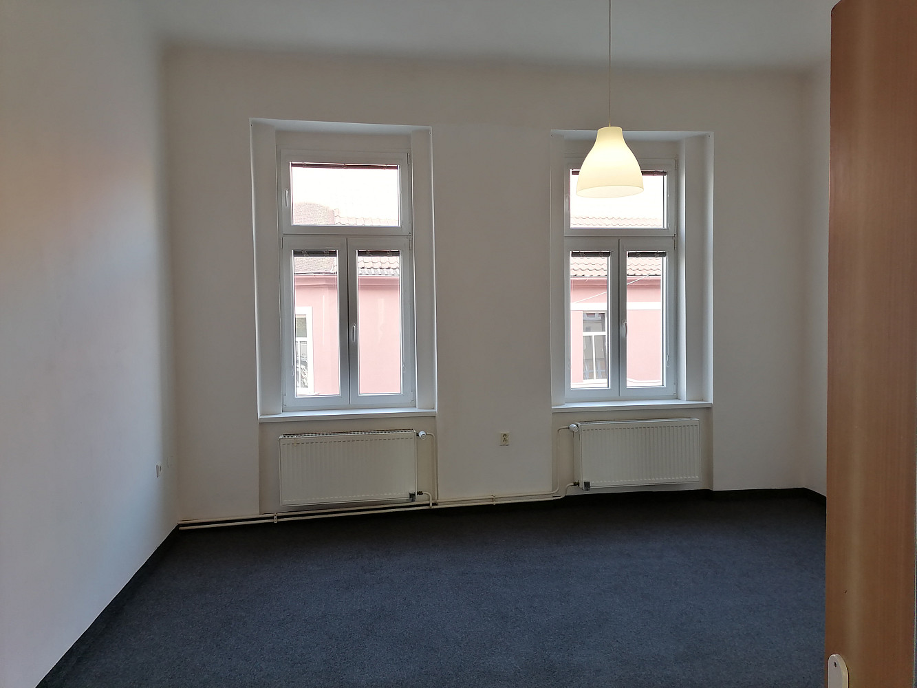Pronájem bytu 2+1 56 m² – fotografie 4