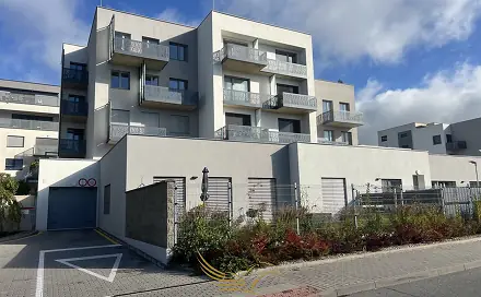 Pronájem bytu 2+kk 58 m², Kumpoštova, Brno - Sadová