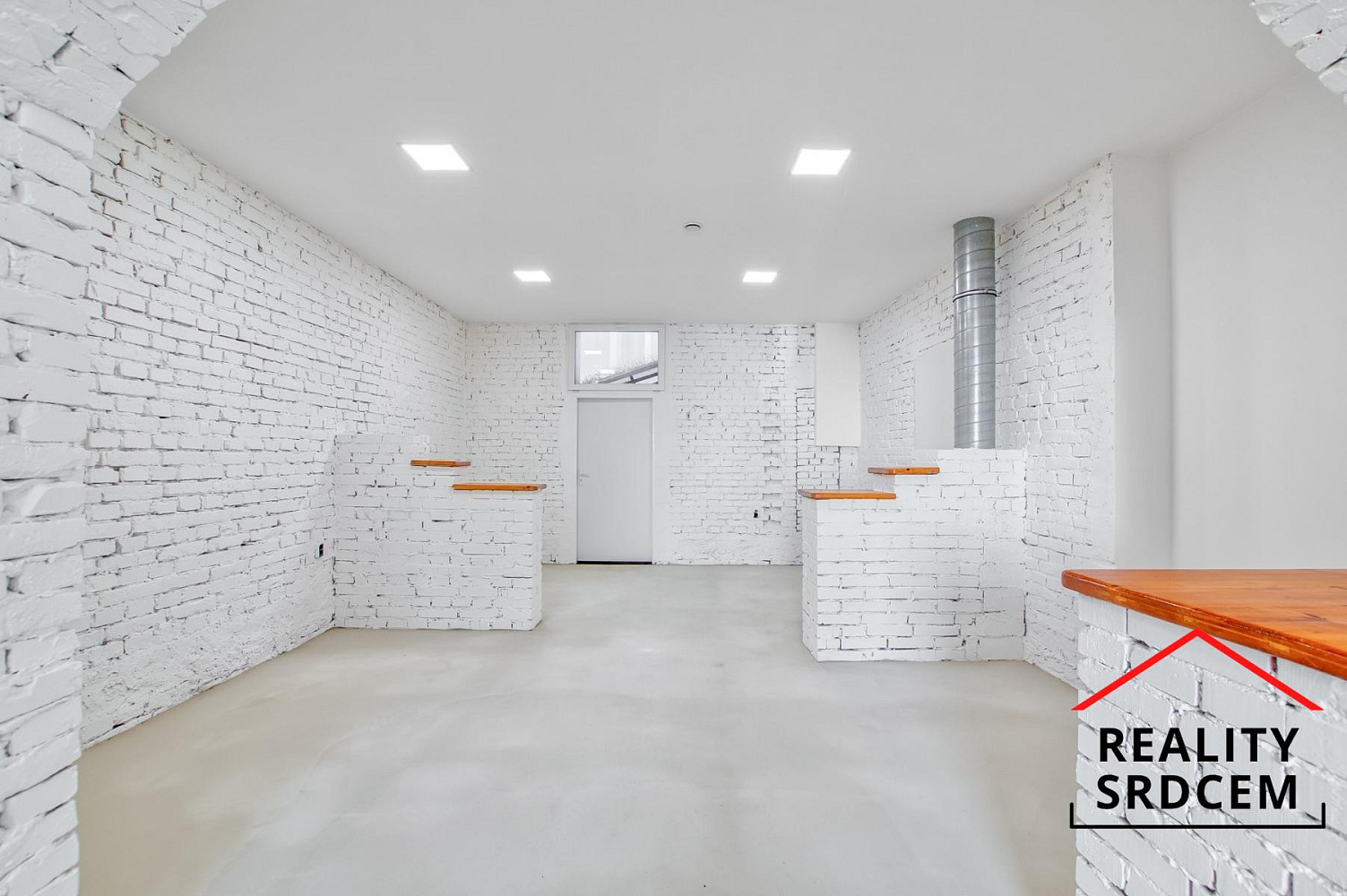 Pronájem kanceláře 167 m² – fotografie 3