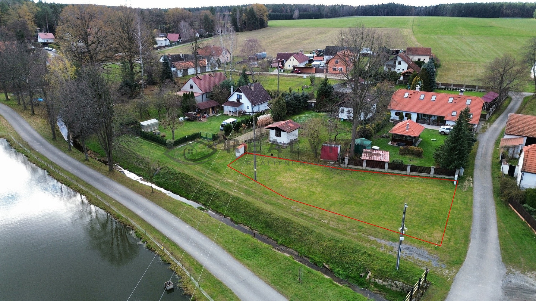 Prodej stavebního pozemku 481 m² – fotografie 5