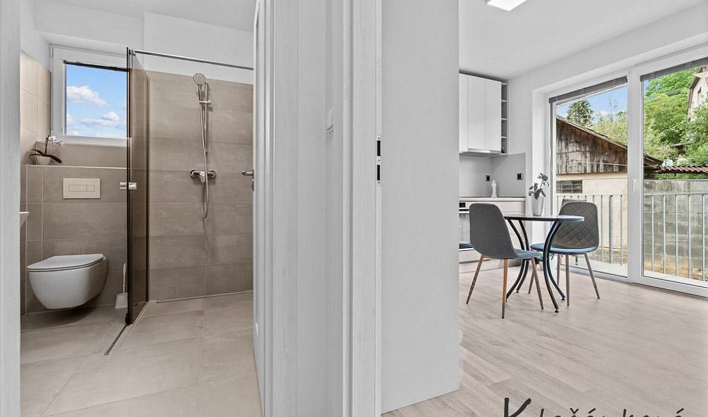 Prodej bytu 1+kk 32 m², Zlín – náhled fotky 6