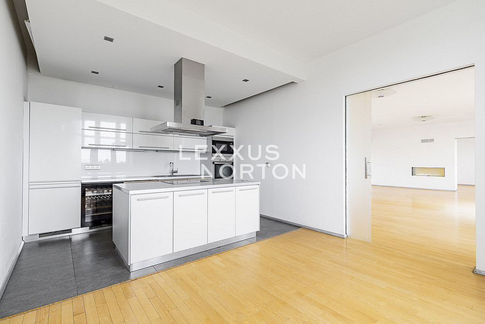 Pronájem bytu 5+1 204 m²