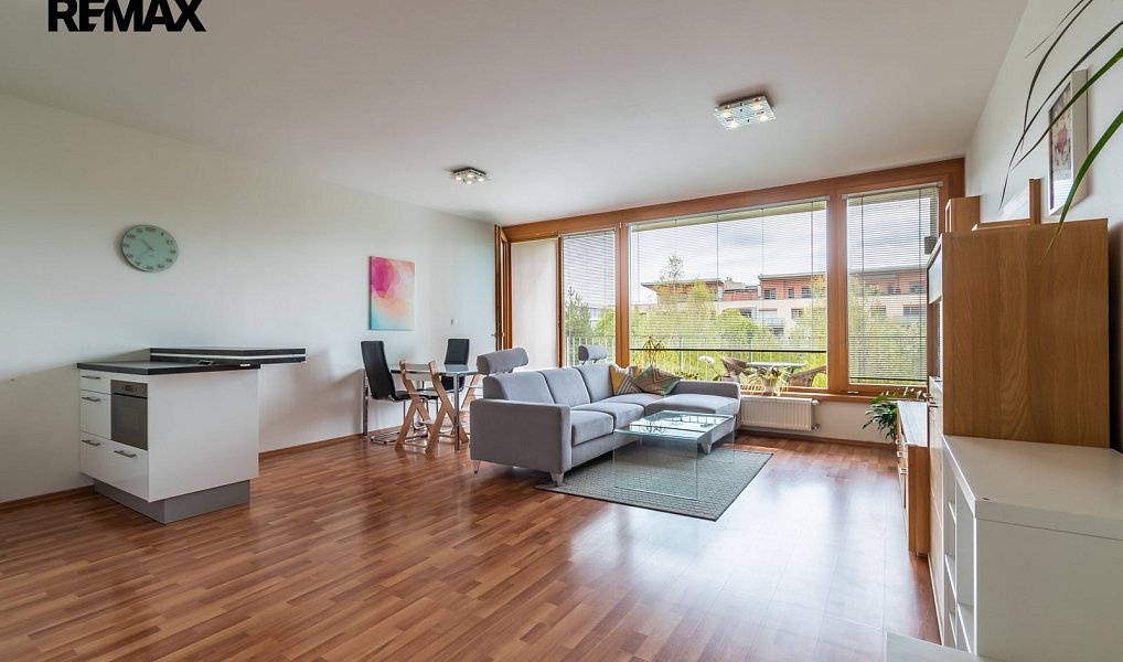 Pronájem bytu 3+kk 95 m², Praha – náhled fotky 3