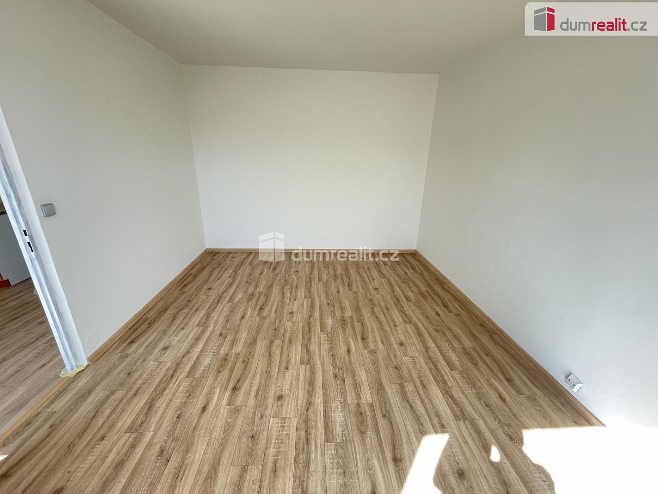 Pronájem bytu 2+kk 36 m² – fotografie 5