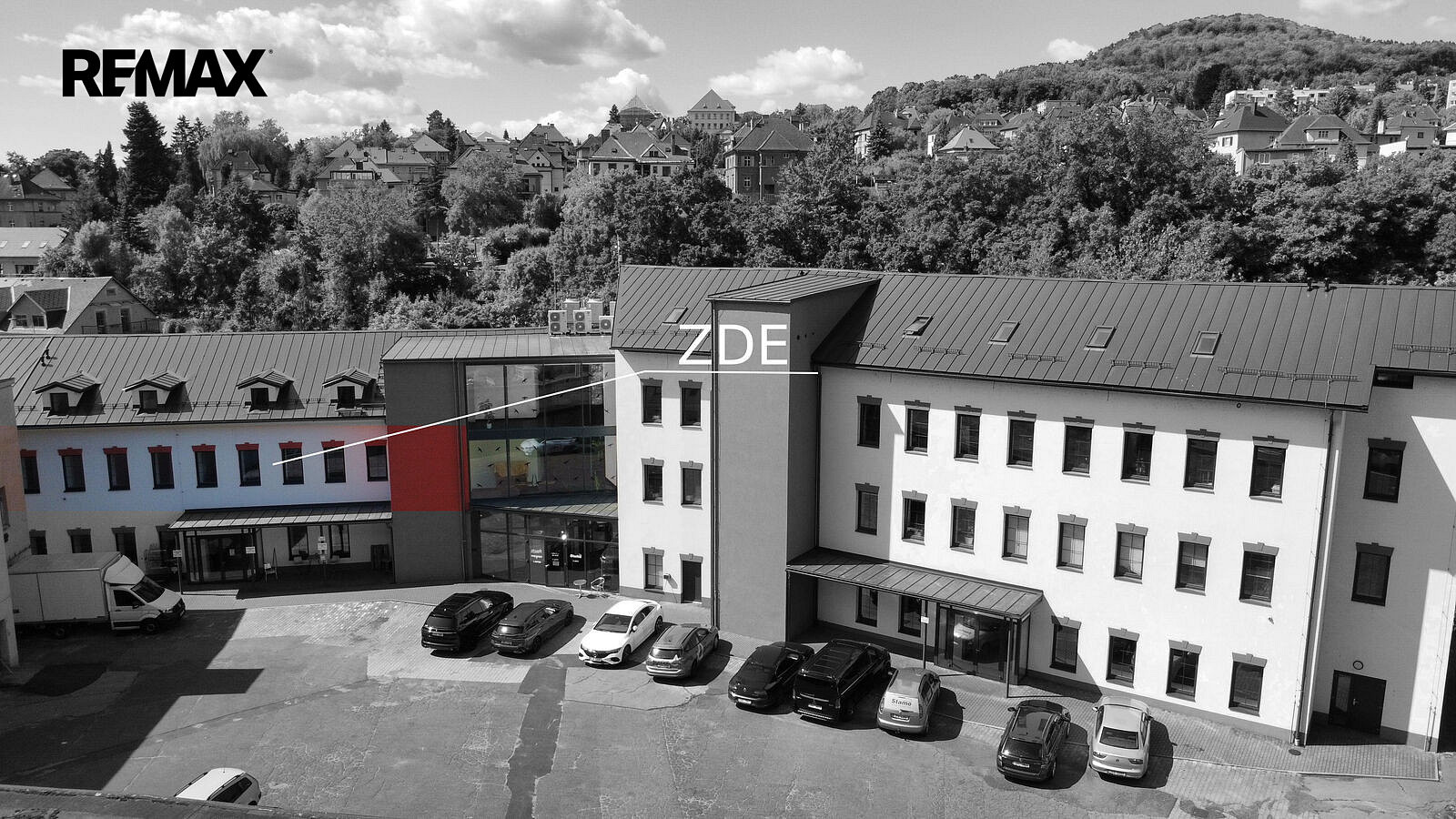 Pronájem kanceláře 229 m² – fotografie 2