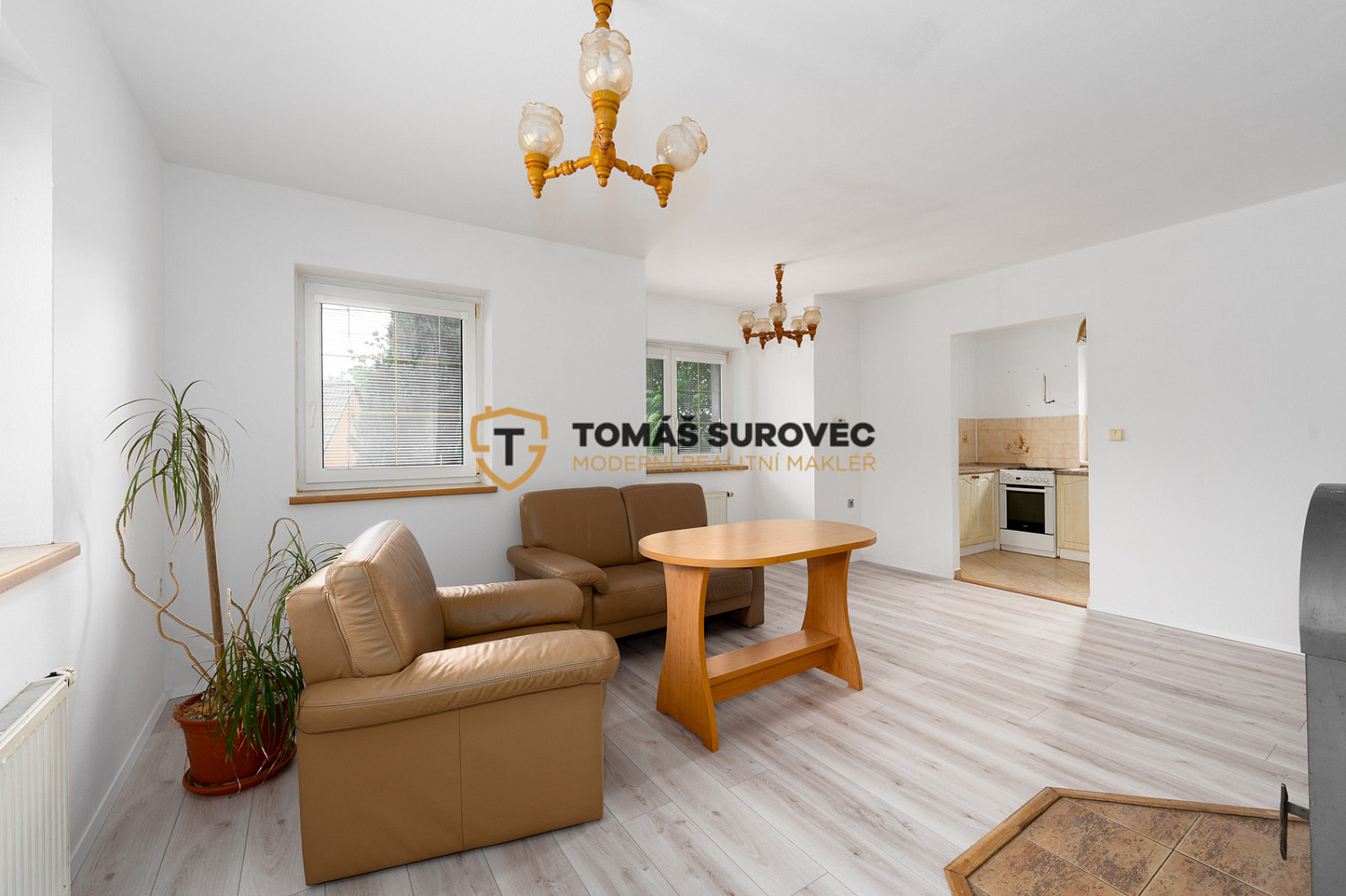 Prodej domu 190 m² s pozemkem 2 327 m² — photo 2