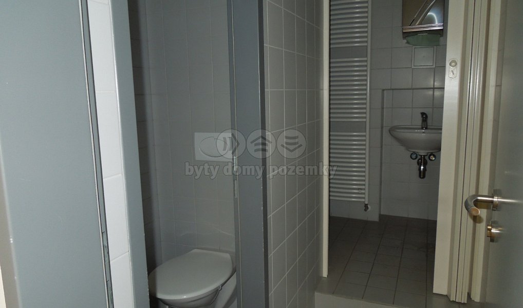 Pronájem obchodních prostor 398 m², Praha – náhled fotky 12