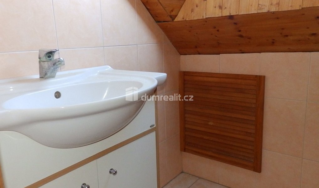 Prodej domu 180 m² s pozemkem 1 685 m², Hořesedly – náhled fotky 23