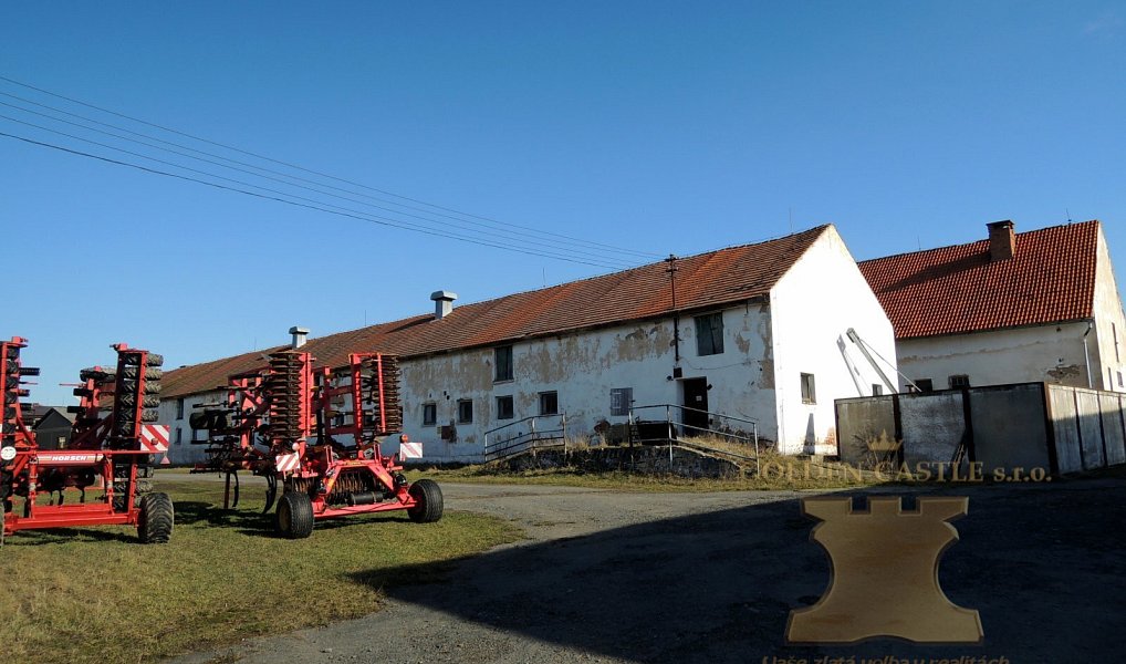 Prodej výrobních prostor 7 000 m², Dublovice – náhled fotky 7
