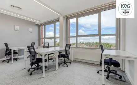 Pronájem kanceláře 75 m², Lomnického, Praha 4 - Nusle