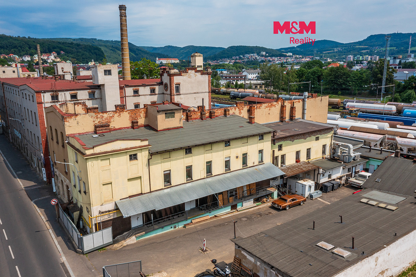 Prodej výrobních prostor 1 250 m²