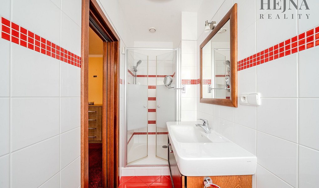 Prodej domu 311 m² s pozemkem 1 321 m², Havířov – náhled fotky 21