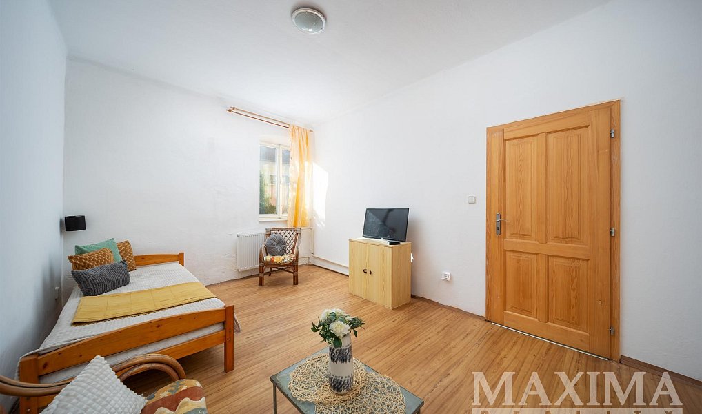 Prodej ubytovacího objektu 143 m², Rožmberk nad Vltavou – náhled fotky 8